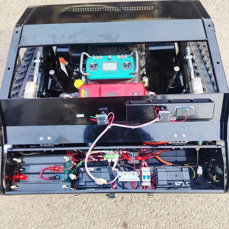 Gasoline-powered Tracked Lawnmower high quality